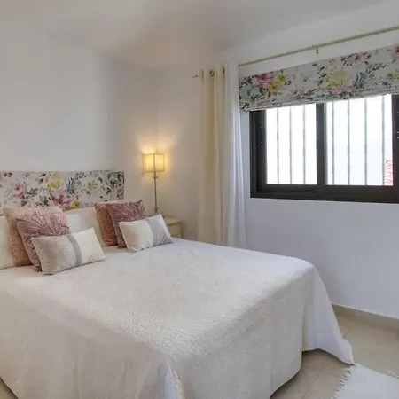 Ocean View - La Quinta, Amarilla - 4 Bed Вилла *