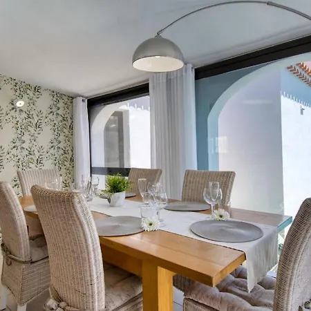 Ocean View - La Quinta, Amarilla - 4 Bed Вилла